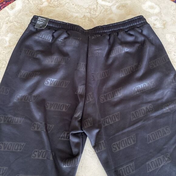 NWT ADIDAS Embossed Monogram Wide Leg Jogging Pants Regular Fit - Picture 6 of 13